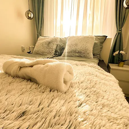 شقة Palace Apartman,t8, Ac, Klima *