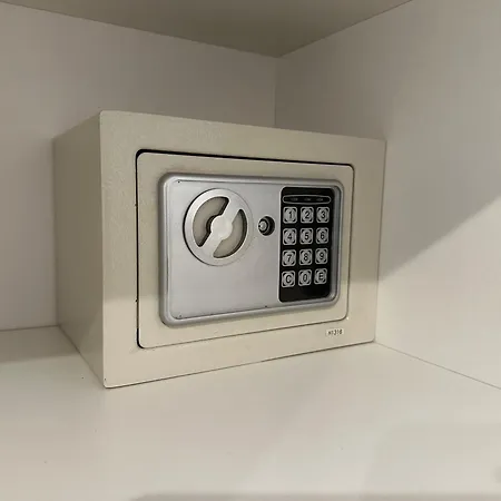Palace Apartman,t8, Ac, Klima アパート セーケシュフェヘールヴァール